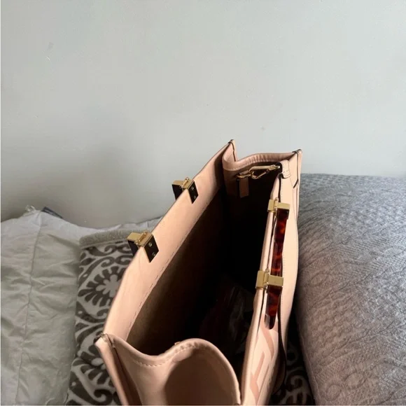 Fendi Pink Leather Roma Tote with Gold-Tone Hardware - Picture 2 of 7